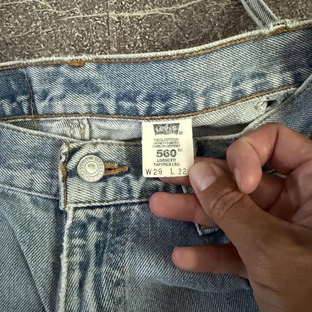 Men's Vintage 90's Levi's Light Blue 560 Loose Fit Tapered Leg Jeans Sz 29 X 32